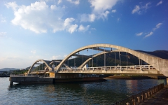 コーラル橋